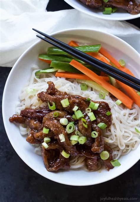 How to make mongolian beef stir fry. Honey Sriracha Mongolian Beef with Rice Noodles | Easy ...