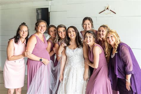 Bridal Party Pictures Bridal Party Portraits Mauve And White Wedding