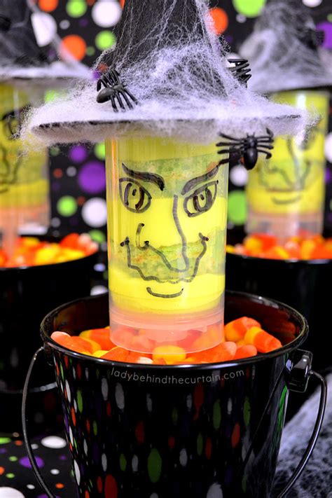 Halloween Witch Cupcake Push Up Pops