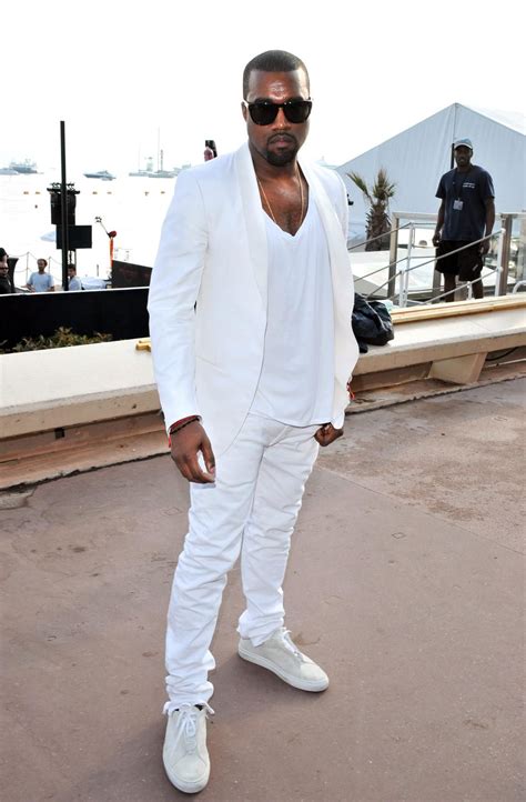 Https://wstravely.com/outfit/all White Casual Outfit Men
