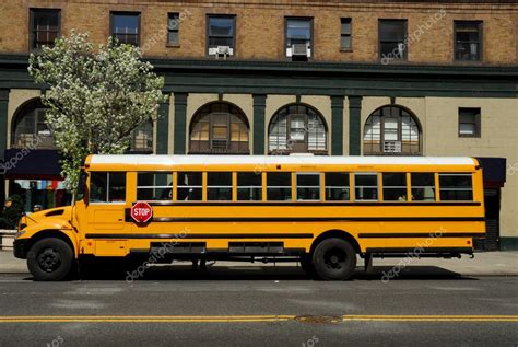 Autobús Escolar Amarillo En Nueva York — Foto De Stock 6774347