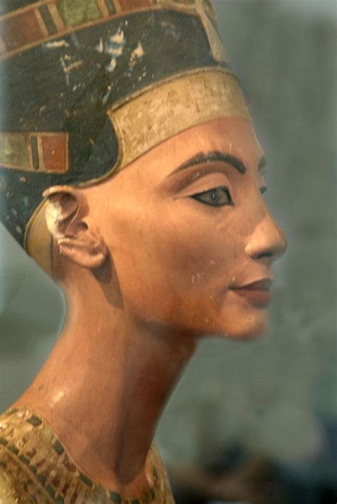 nefertiti la dea dell egitto trucco egiziano egitto antico egitto