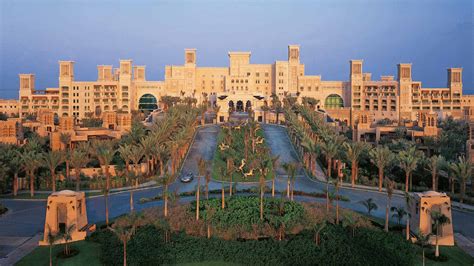 Jumeirah Al Qasr Palatial Luxury Beach Resort Dubai The Luxe Voyager