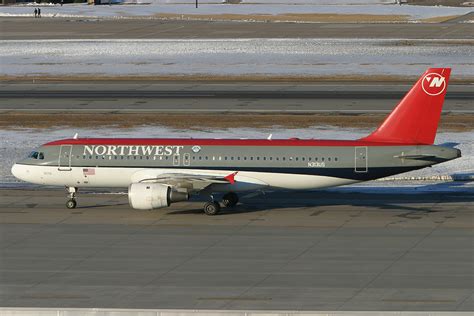 Northwest Airlines Airbus A320 211 N313us Flight 1272 From Flickr
