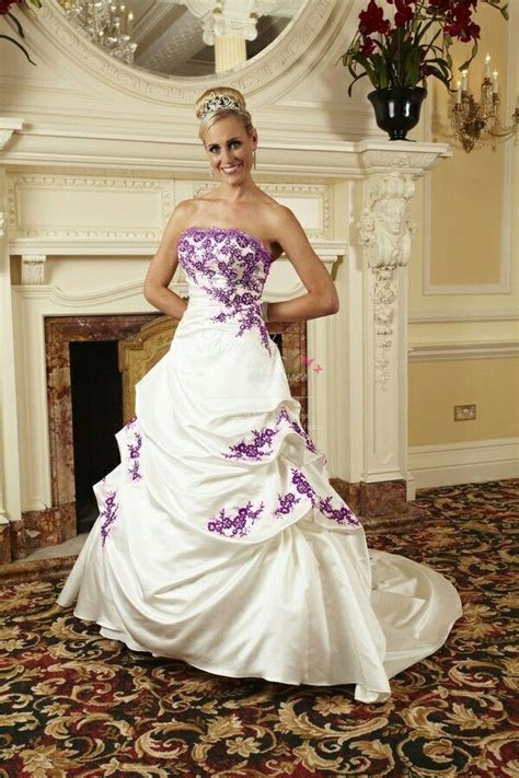 Wedding Gowns With Purple Accents Ruling Weblogs Efecto