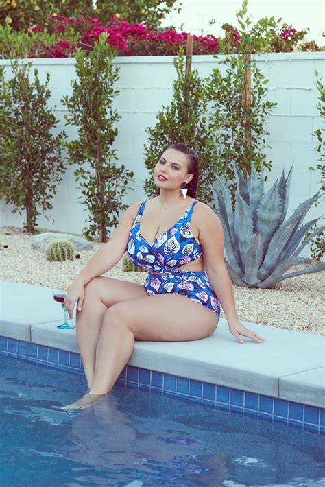 Plus Size Swimsuits Are Now Available At Eloquii Glamour