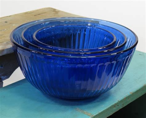 Pyrex Sculptured Cobalt Blue Glass Mixing Bowls Set Of Etsy