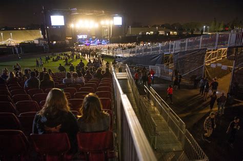 Live Music Returns To Irvine As Fivepoint Amphitheatre Officially Opens