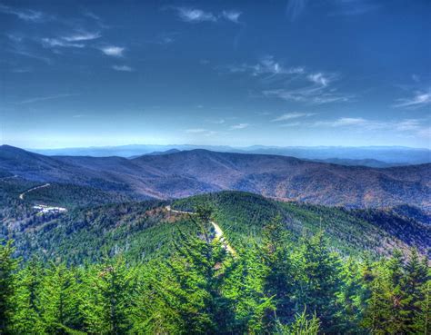 This Epic Mountain In North Carolina Is Awesome