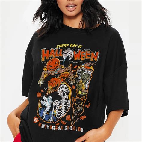 halloween horror nights soul gripping horror 2022 shirt all hail the pumpkin lord t shirt