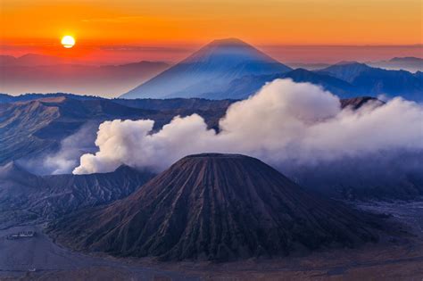 Mount Bromo Private Midnight Tour From Surabayamalang Tourist Journey