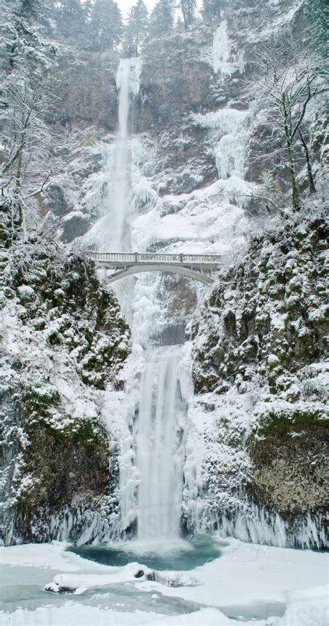 Multnomah falls receives more than two million visitors every year, but there's a heartbreaking multnomah falls is oregon's most iconic natural wonder. Multnomah Falls In Winter, Panorama - Stock Photo - Dissolve
