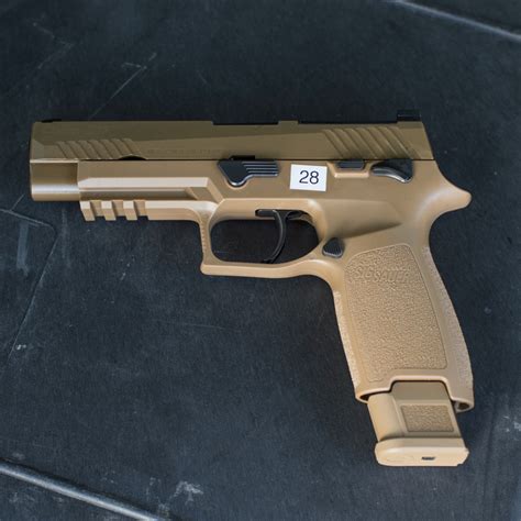 Sig Sauer M17 The Militarys New Service Weapon The National Interest