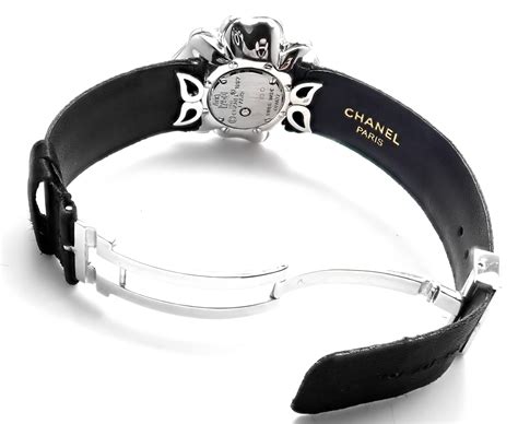 Chanel Ladies White Gold Diamond Secret Camélia Quartz Wristwatch At