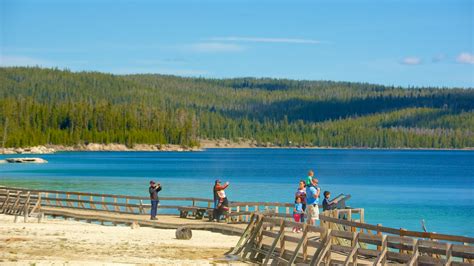 10 Best Hotels And Resorts For Couples In Yellowstone National Park For