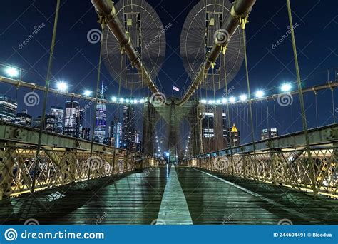 Brooklyn Bridge Pedestrian Walkway Stock Image Image Of District