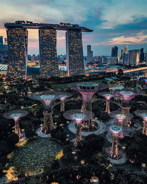 Pin By Tracy Rohlin On Architecture In 2020 Singapore Photos Travel