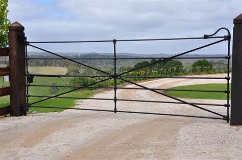 Australian Heritage Style Five Bar Farm Gates Farmweld