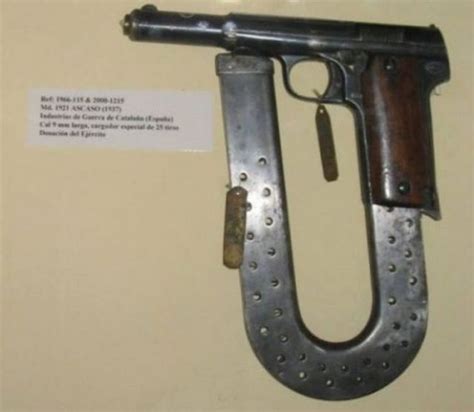 Unusual Looking Firearms 20 Pics