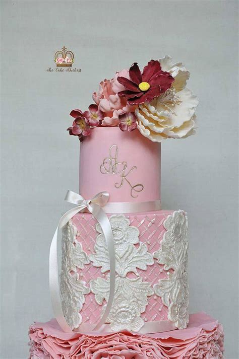 Pretty In Pink Decorated Cake By Sumaiya Omar The Cakesdecor