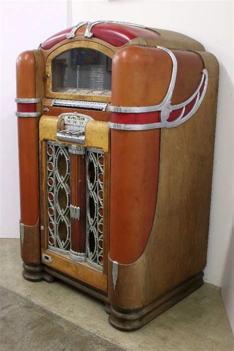 Sold Price Vintage Wurlitzer Model 800 Jukebox July 4 0118 7 00 PM PDT
