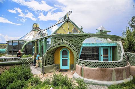 Related Story Off The Grid In Taos Nm Earthship Home Earthship