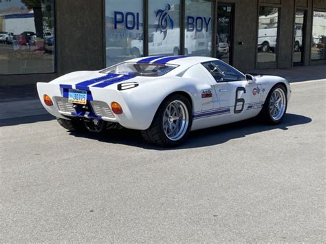 Classic Style Modern Convenience Ford Gt40 Replica