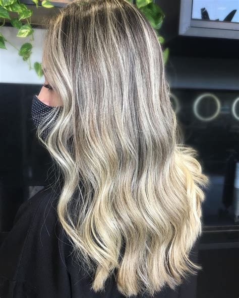 Maybe you want to add blonde highlights to your hair but you don't want to cover up most of your beautiful black hair. 15 Edgy Black and Blonde Hair Colors for 2021