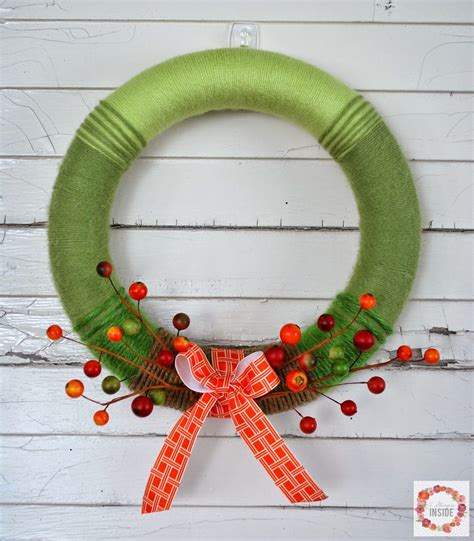 This Fall Yarn Wreath Is Simple To Put Together And Adds Great Texture