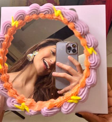 Selfie Cakes Are The New Sweet Obsession On The Dessert Block