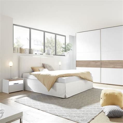 Quelle est la couleur de la chambre grise ? Chambre moderne blanche et couleur noyer NERINA lit 160 cm ...
