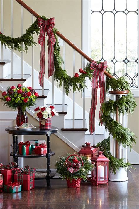 See more ideas about christmas banister, banisters, pine cone decorations. 40 Gorgeous Christmas Banister Decorating Ideas ...