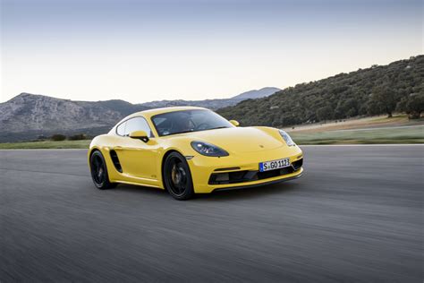 718 Cayman Gts Racing Yellow The New 718 Boxster Gts And 718 Cayman Gts