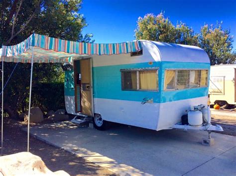 Custom Awnings And Full Awning Sets For Your Vintage