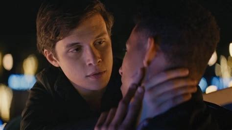 18 Best Gay Kisses And Gay Kissing Scenes Movies And Tv The