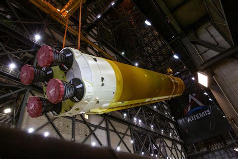 Ground Teams Begin Process To Hoist Sls Core Stage Onto Its Launch