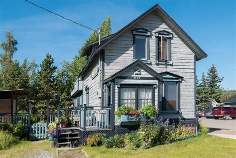 Historical Guest House Prices And Bandb Reviews Whitehorse Yukon Canada