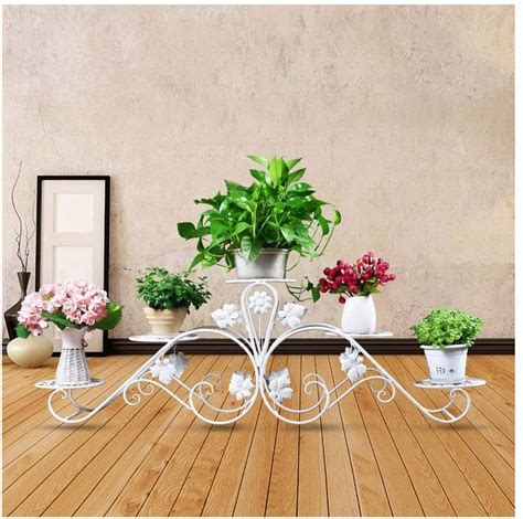 Antolini crea splendide sedie, panchine o poltrone in ferro battuto in stile antico o moderno, pieghevole, da interno casa o esterno giardino. 10 arredi in ferro battuto per interni di casa ...