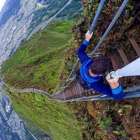 Climbing The Haiku Stairs In Hawaii Places To Travel Places To See