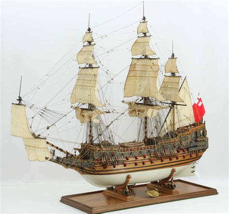 Ship Model Of The Sovereign Of The Seas Launched In 1637 Barcos De