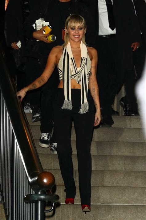 Miley Cyrus Flashes Her Midriff As She Leaves Marc Jacobs Show And