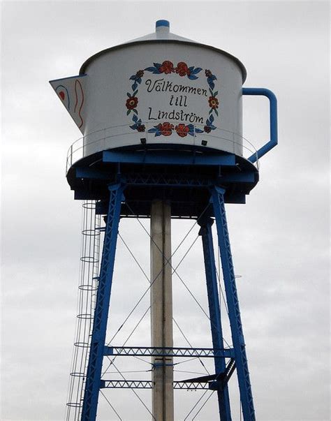Coffee Pot Water Tower Lindstrom Mn Water Towers As They Disapp
