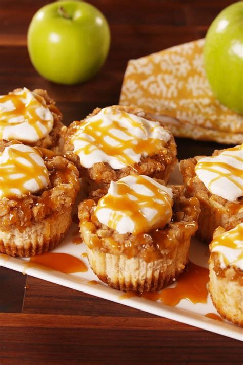 35 easy thanksgiving desserts you should bring to this year s feast mini thanksgiving desserts