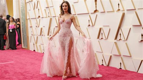 Best Dress At Oscars 2024 Elsa Nolana