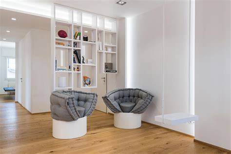 Chi pensa che una poltrona letto debba essere come il brutto anatroccolo delle favole sicuramente non ha mai visitato il nostro ricchissimo outlet. Vendita divani letto Varese, Cardano, Gallarate | RIGOLIO ...