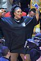 Lizzo Bares Her Thong While Twerking At The Lakers Game Photo Pictures Just Jared