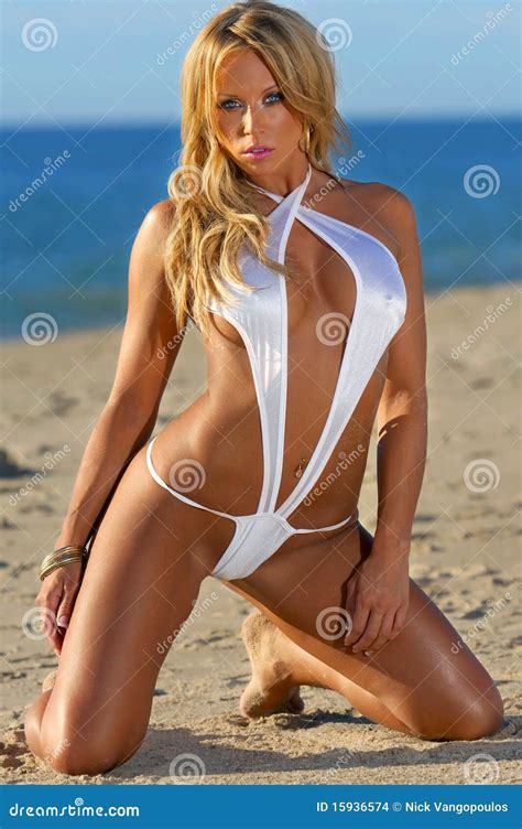 Dziewczyny bikini zdjęcie stock Obraz złożonej z kostium SexiezPix