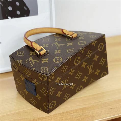 Authentic Louis Vuitton Frank Gehry Limited Edition Monogram Twisted