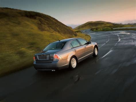 2008 Ford Fusion News And Information