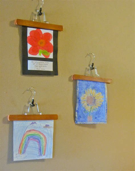 Displaying Kids Art Work This Looks Fantastic And Can Be Changed